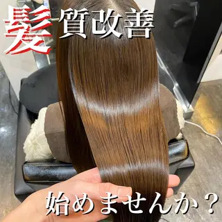 セミロング カラー 山下 祐輝のヘアスタイル