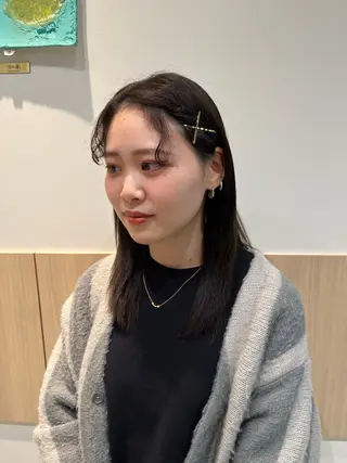 セミロング 🔆艶髪トレンドヘア YUZU🪸のヘアスタイル