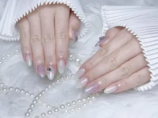 ネイル RAFFINE 月🦋🩵のネイルデザイン