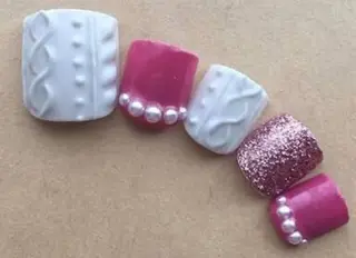 ミディアム ネイル 長さ出し専門 nynaのネイルデザイン