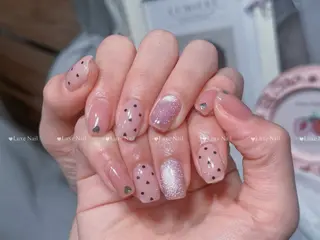 ネイル Luxe Nail Salonのネイルデザイン