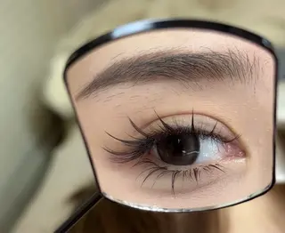 マツエク・マツパ AILLYNAS nail&eyelash所属・Aillynas ネイリストのネイルデザイン