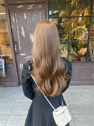 ロング カラー 川越 輝梨奈のヘアスタイル