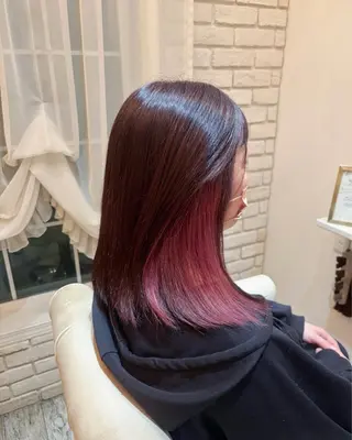 カラー Tiana Hair&Nail所属・小林 真誉のヘアスタイル