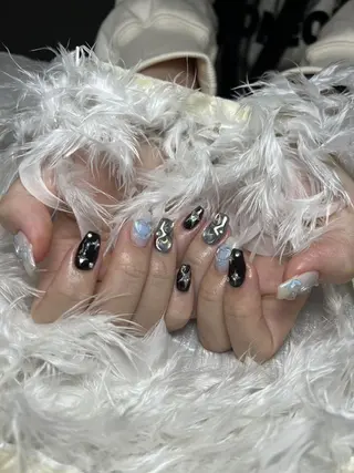 ネイル DEMAIN- 🌹のネイルデザイン