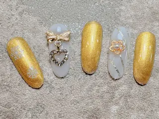 ネイル マジックミラー所属・マジック ミラーのネイルデザイン