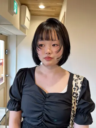 ショート カラー CLOVE所属・下石怜子/レイヤー/ 透明感カラーのヘアスタイル