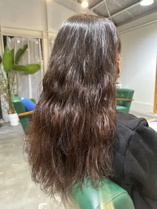 ロング musee  radix所属・市井 悠迅のヘアスタイル