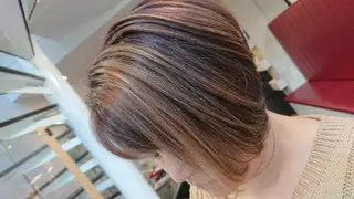 ショート カラー 遠藤 史秋のヘアスタイル