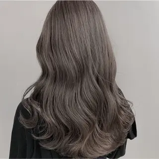 ロング カラー 透明感カラー グレージュ/あいのヘアスタイル