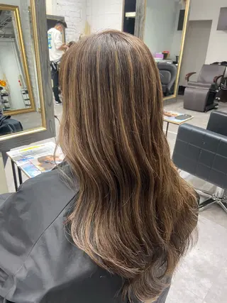 ロング カラー ハイトーン/ダブル カラー/akihoのヘアスタイル