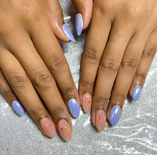 ネイル VIERU 🌈🎀💖のネイルデザイン