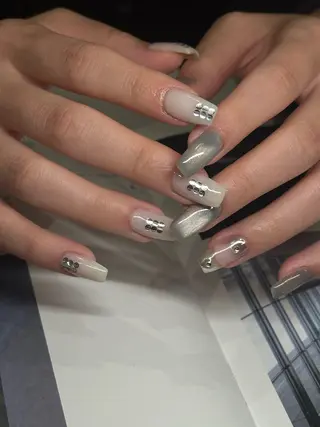 ネイル m o m o / 高岡ネイルのネイルデザイン