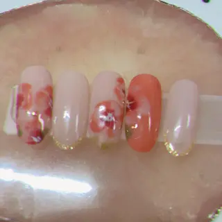 ネイル 奥園 良恵のネイルデザイン