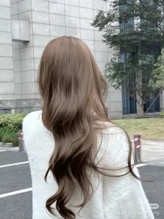 ロング カラー 🤍韓国大人っぽ ベージュMAI🤍のヘアスタイル