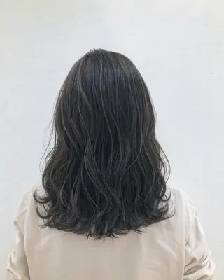セミロング ニュアンスカラー🫧 加納のヘアスタイル