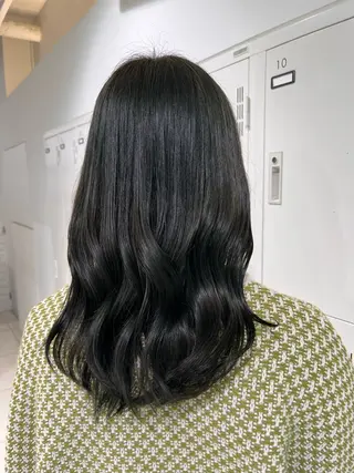 ミディアム カラー 【センターパート/ マッシュ】ryokaのヘアスタイル