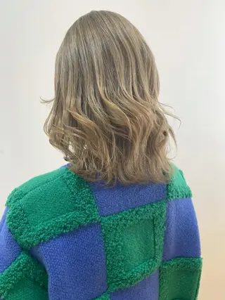 ミディアム カラー 佐藤 魁人のヘアスタイル