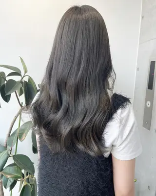 セミロング カラー パーマ ヘアアレンジ 透明感/オリーブ/ グレージュ/YUKAのヘアスタイル