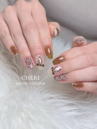ネイル CHÉRI .のネイルデザイン