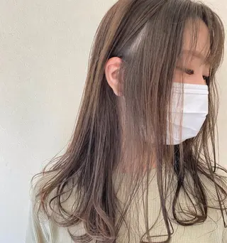 セミロング カラー インナーカラー👾 Chibiのヘアスタイル