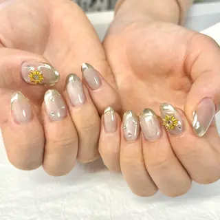 ネイル ラヴィアンローズ所属・S. kurumiのネイルデザイン