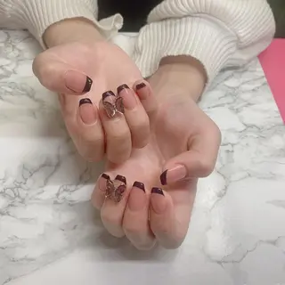 ネイル はな💎ネイル ワンホン、長さ出しのネイルデザイン