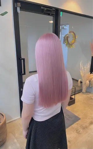 ロング カラー ハイトーンカラ ー/小川のヘアスタイル