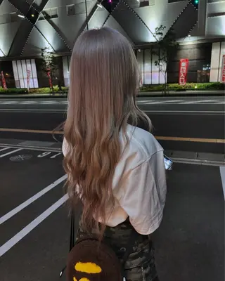 ロング カラー ヘアアレンジ loe treatment salon 博多店所属・🪽透明感カラー🪽 ｌｏｅ五十嵐のヘアスタイル