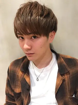 ショート カラー パーマ メンズ 平内 賢人のヘアスタイル