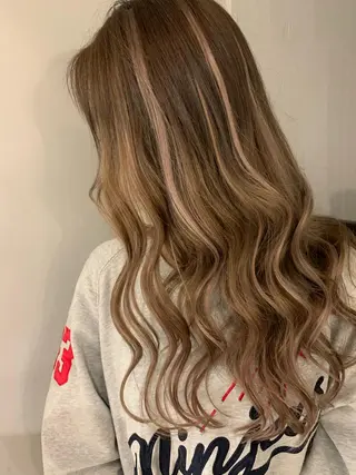 ロング カラー ヘアアレンジ 🎨カラー満足度 500%💫ヅル💫のヘアスタイル