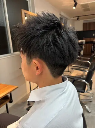 メンズ フェザーパーマ/韓国 /メンズカット/保立のヘアスタイル