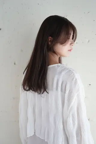 ロング カラー Sienne所属・八木橋 朋香のヘアスタイル