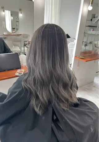 セミロング カラー ROBIN所属・指名数No.1 /NAOYAのヘアスタイル