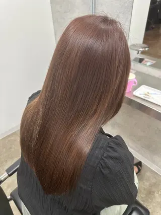 ロング カラー Moe by aria所属・飯田 冴のヘアスタイル