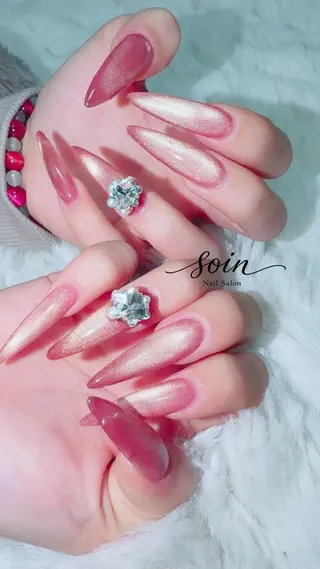 ネイル ヘアースタジオRenew所属・Nail salon soinのネイルデザイン