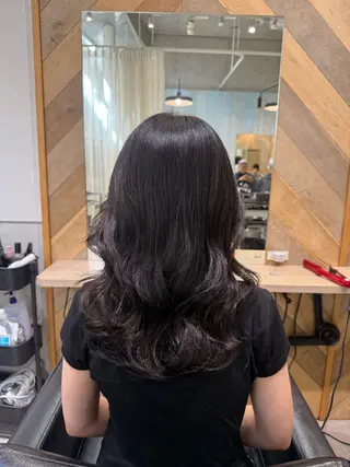 ミディアム カラー 🦁南 さくら🦁のヘアスタイル