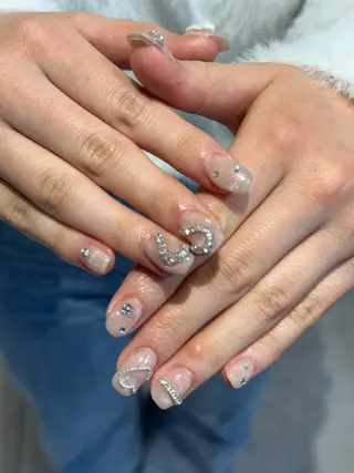 ネイル 🎀韓国レイヤー特化 🎀ベージュ/ミクのヘアスタイル