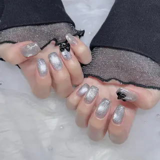 ネイル Momo🍑 【パラジェル取扱店】のネイルデザイン