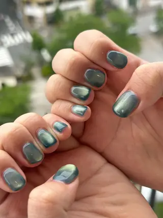 ネイル Tim nail&eye(旧:美肌育成専門店&Nail Salon Premiere）所属・Fujita Amiのネイルデザイン