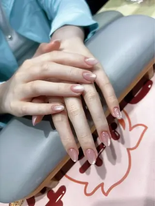 ネイル 🌈 Laule'aのネイルデザイン