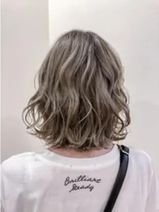 ショート カラー 土谷 敦郎のヘアスタイル