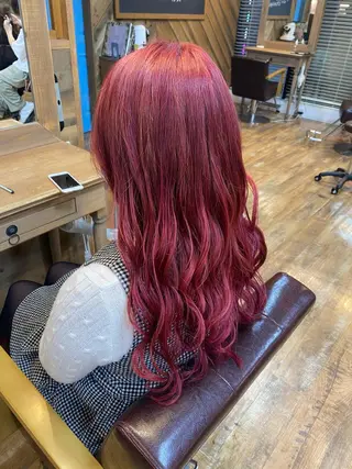 ロング カラー パーマ ヘアアレンジ re naのヘアスタイル