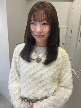 セミロング LOREN＋透明感 オリーブhirokoのヘアスタイル