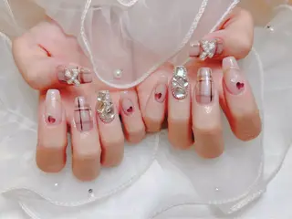 ネイル Piacere所属・Piacere 絵美のネイルデザイン