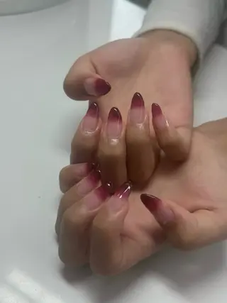 ネイル 奥岡 花恋のネイルデザイン