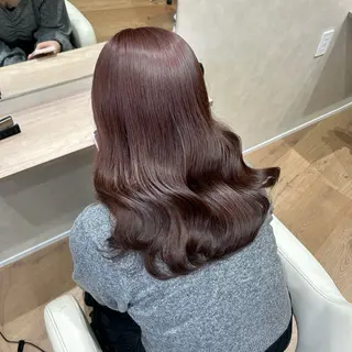 ロング カラー FRAME+なんば駅前店所属・砂野 真璃奈のヘアスタイル