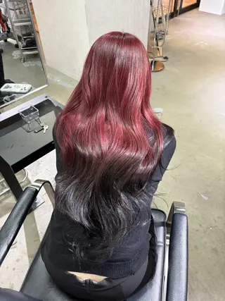 ロング Nozomi/透明感 /デザインカラーのヘアスタイル