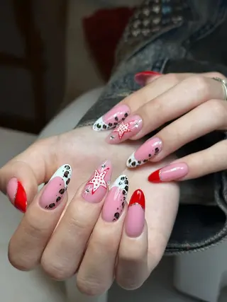 ネイル Isinha Nailsのネイルデザイン