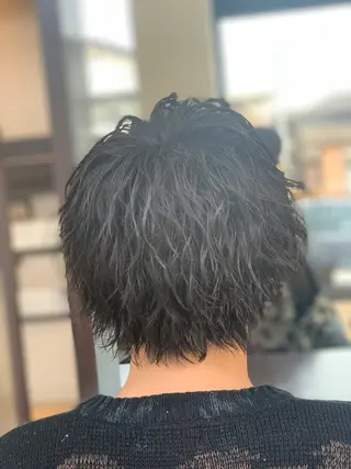 ショート ”メンズ”垢抜け🔥 QUATRO片岡のヘアスタイル